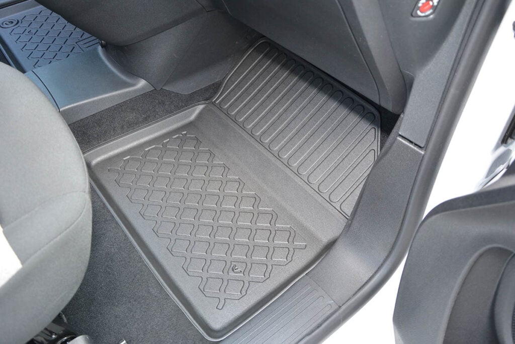 tapis-de-sol-pour-citroen-berlingo-robustes-et-sur-mesure