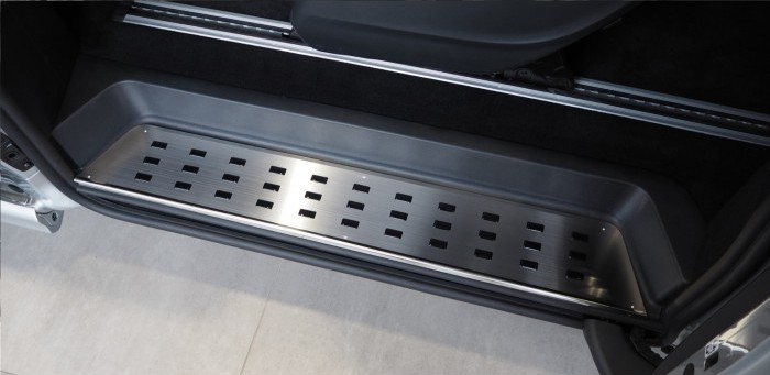 Marchepied (seuil De Porte) Droit Pour Renault Trafic III Phase 1 - Pièce D'occasion