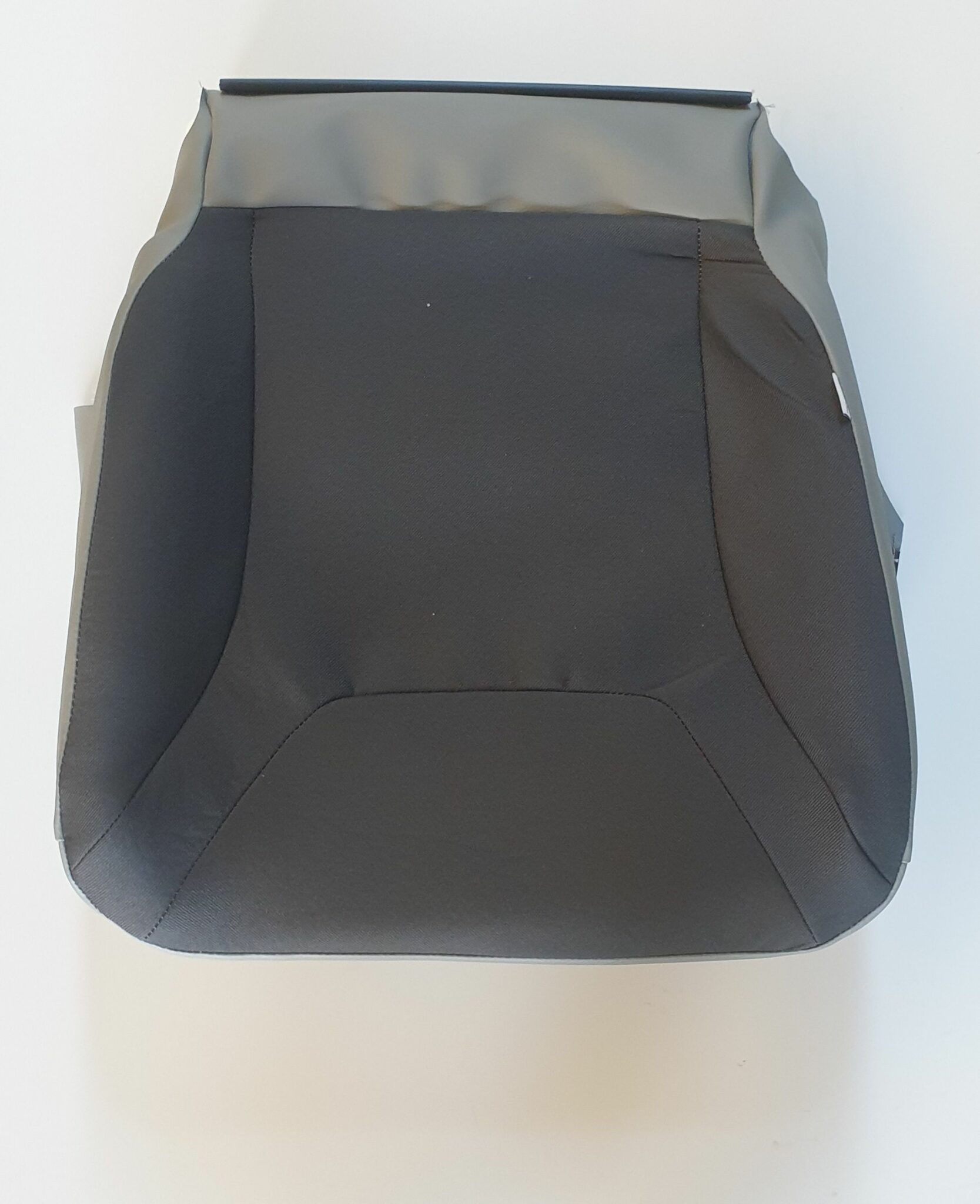 Housses De Sièges Avant Autonet Pour Opel Vivaro / Movano - 2+1 Places, Simili Cuir Gris Et Noir